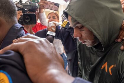 Celda de máxima seguridad en el Centro de Detención Metropolitano de Brooklyn, donde Tekashi 6ix9ine y Nicolás Maduro cumplen condena por casos federales