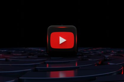 Captura del vídeo viral de 140 años en YouTube mostrando la discrepancia entre 12 horas y la duración imposible en la miniatura