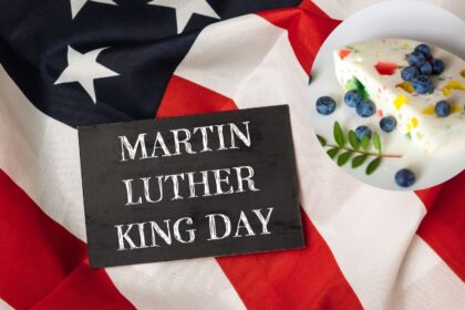 Postre Quilly con gelatina cremosa, obs de azúcar crujientes y frutas en conserva, inspirado en la receta familiar de Martin Luther King Jr.