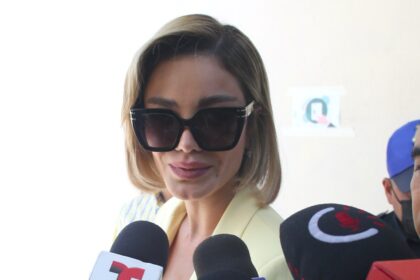 Aleska Génesis y Maripily Rivera sonríen juntas en un momento de 'La Casa de los Famosos', dejando atrás su conflicto público