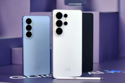 Gráfico comparativo de ventas de móviles en Europa mostrando el Galaxy A56 5G como líder frente a modelos de iPhone en 2025