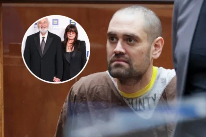 Nick Reiner durante su declaracion de inocencia en el tribunal por el doble asesinato de sus padres en Brentwood