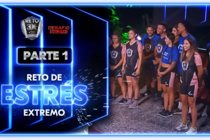 Dos competidores sincronizados superando rampas y plataformas colgantes en el circuito de Estrés Extremo del Reto 3x