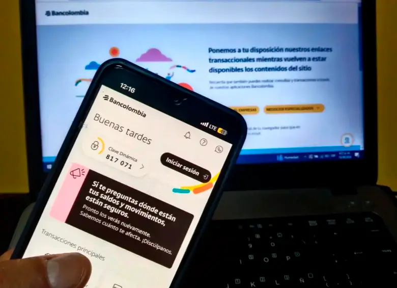 Pantalla de error en app bancaria con mensaje de servicio no disponible durante fallas técnicas masivas en Colombia