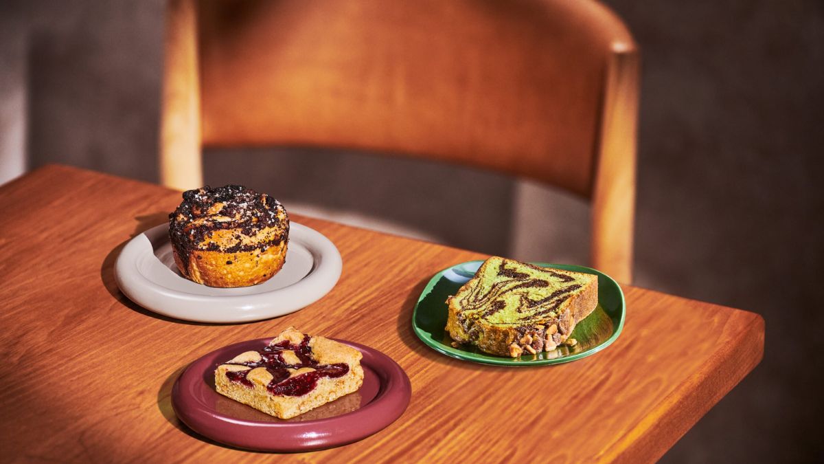 Bocado crujiente de chocolate Dubái con kataifi y pistacho, ideal para maridar con café tostado 1971 en una presentación instagrameable