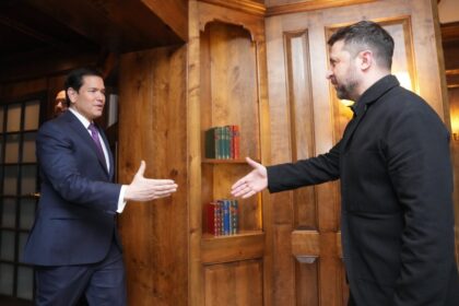 Reunión estratégica entre Zelenski y Rubio discutiendo garantías de seguridad y economía para Ucrania tras la guerra con Rusia
