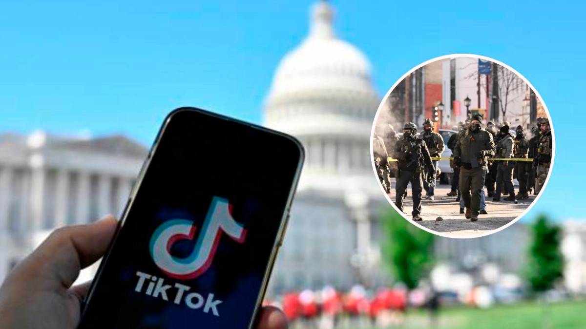 Mujer grabando video en TikTok con fondo de protesta contra ICE, destacando denuncias de censura en la plataforma