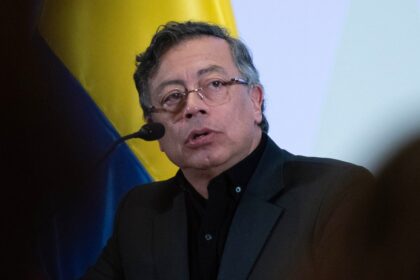 Documentos de la DEA con sello 'confidencial' sobre investigación a Petro y presuntos vínculos con el Cártel de Sinaloa y narcotráfico
