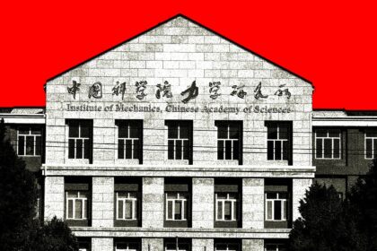Bandera de EE.UU. y China enfrentadas sobre un fondo de circuitos de IA con el logo de NeurIPS 2026 en rojo