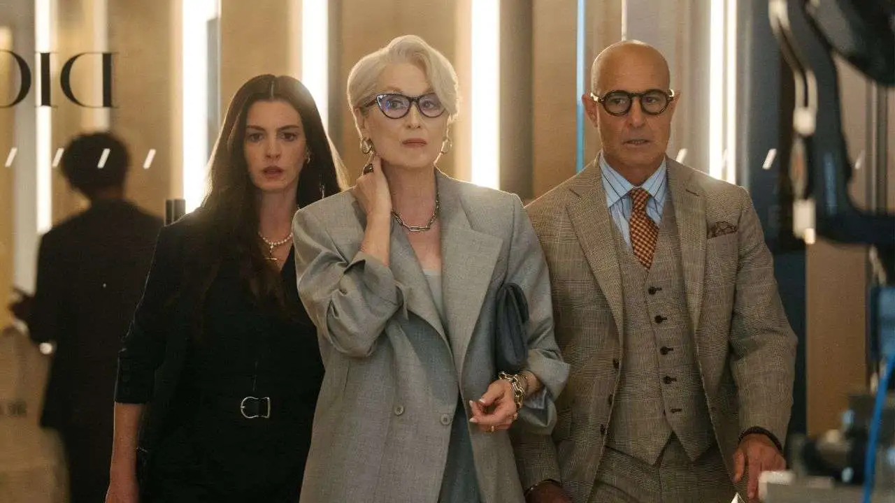Meryl Streep como Miranda Priestly en un fotograma de 'The Devil Wears Prada 2', con vestuario de alta costura y mirada penetrante