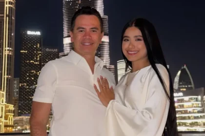 Pareja en Dubái recibiendo advertencia policial por un abrazo en público, mostrando el riesgo de gestos románticos en culturas conservadoras
