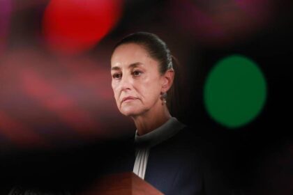 Claudia Sheinbaum en conferencia de prensa analizando la crisis diplomática tras acusación a gobernador de Sinaloa por narcotráfico