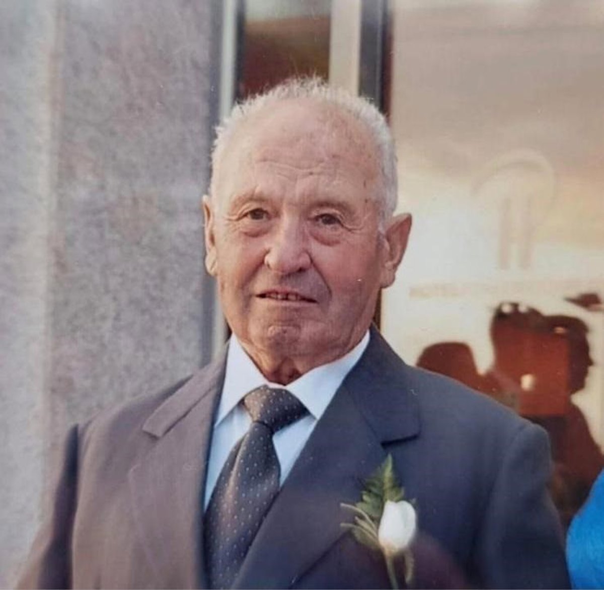 Agentes y vecinos buscan a un anciano de 91 años en calles de Ponferrada durante operación récord de 20 minutos
