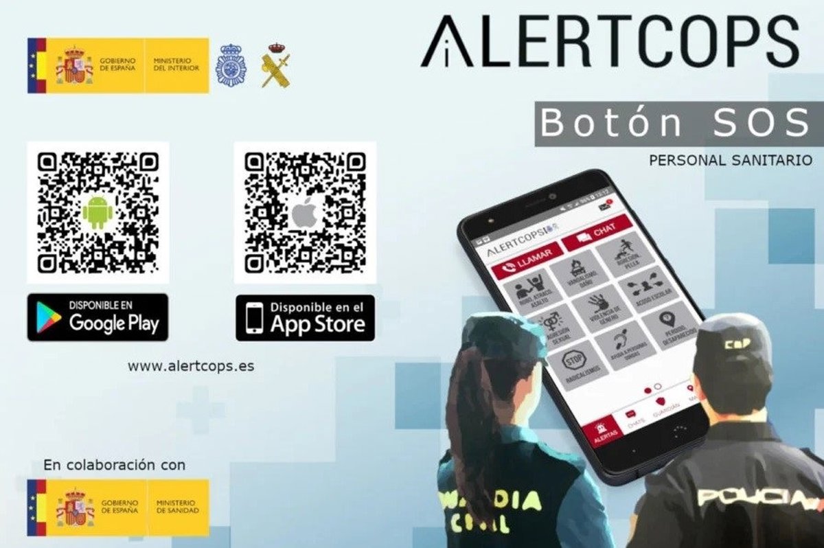 Móvil con la app Alertcops activa mostrando el botón SOS rojo y mapa de geolocalización en Murcia durante emergencia real