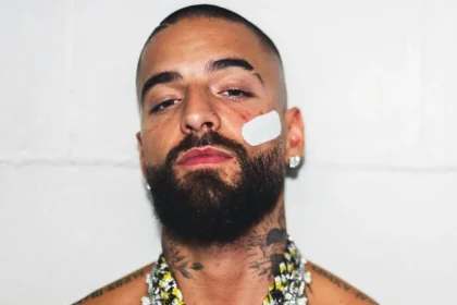 Maluma, Susana Gómez y su hija besan el vientre en foto familiar anunciando su segundo hijo con gesto emotivo