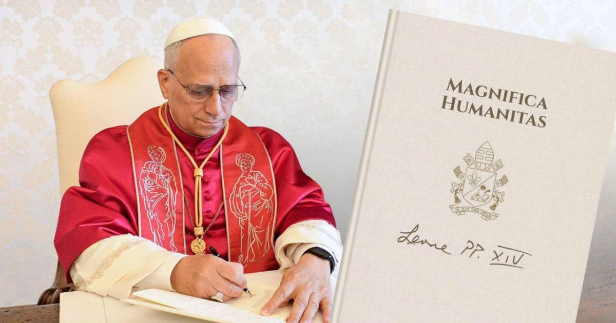 Portada oficial de 'Magnifica Humanitas' con el sello pontificio y fondo de circuitos digitales entrelazados con siluetas humanas