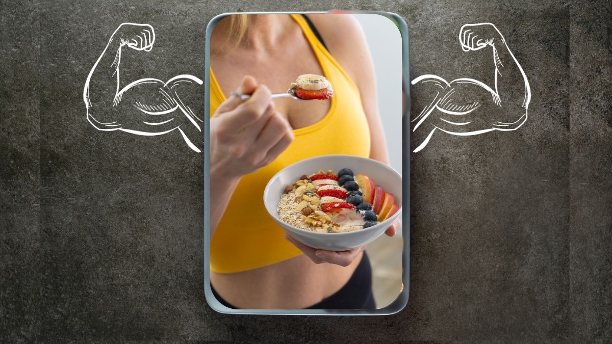 Tres opciones de desayunos ricos en proteína para ganar músculo: porridge de avena, huevos revueltos con atún y yogur griego con frutos secos