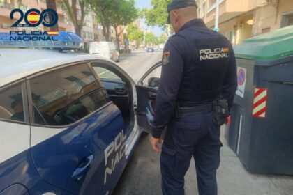 Agentes detienen a un narcotraficante en Playa de Palma tras ofrecer drogas a policías encubiertos en plena calle