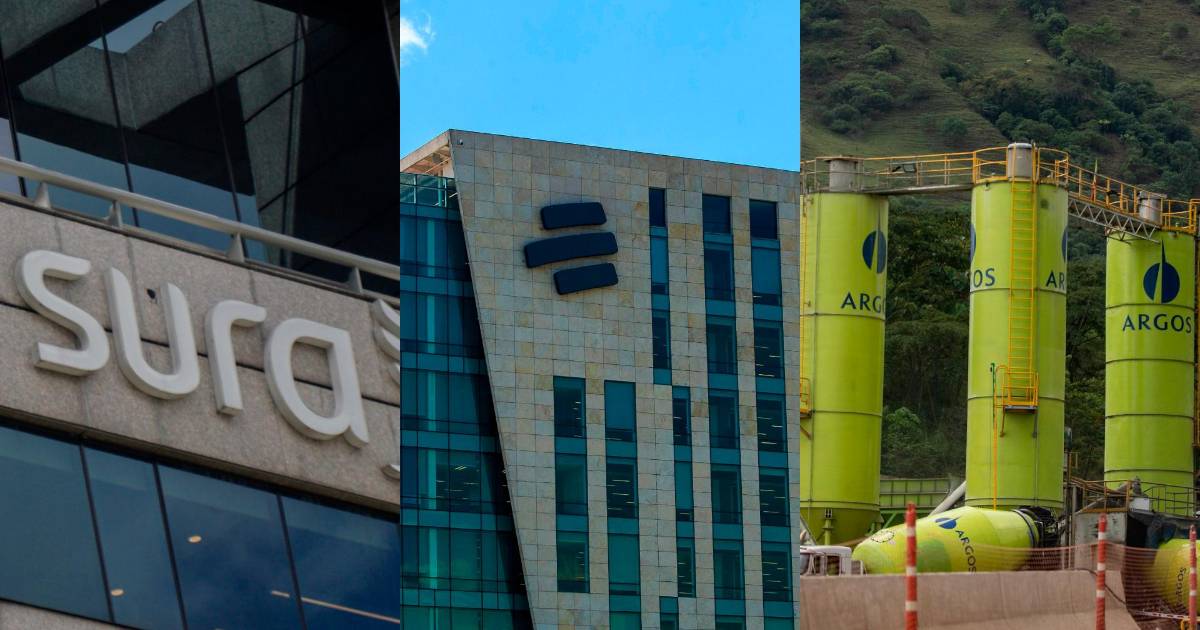 Equipo diverso celebrando en oficina moderna de Bancolombia, líder del ranking Merco Talento 2026 con 4 empresas antioqueñas destacadas