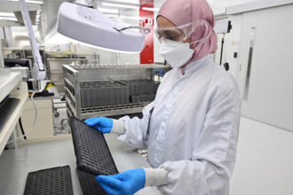 Módulos DDR5 con chips chinos de CXMT y YMTC en producción masiva