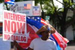 Reunión diplomática entre representantes de Cuba y EE.UU. en mesa de negociaciones