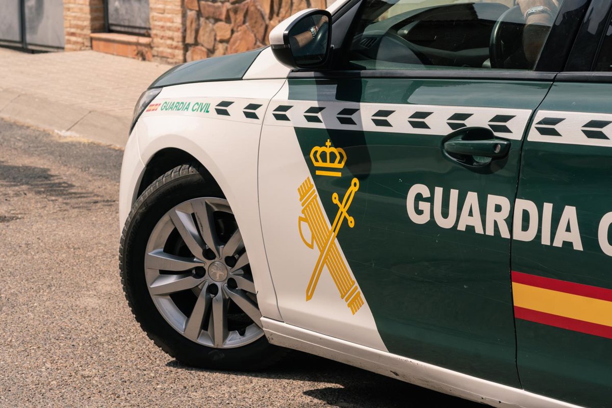 Agentes de la Policía Nacional intervienen en Callosa de Segura tras el asesinato de una mujer por presunta violencia de género en Alicante