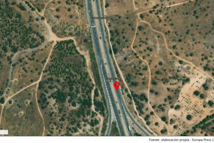 Vehículos de emergencia en el km 76 de la A-42 tras colisión con heridos incluyendo un bebé de 5 meses
