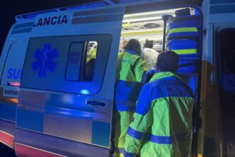 Motocicleta accidentada contra la mediana de la carretera M-407 en Humanes