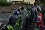Foto de Henry Nowak en Southampton con policía alrededor tras el apuñalamiento que conmocionó al Reino Unido